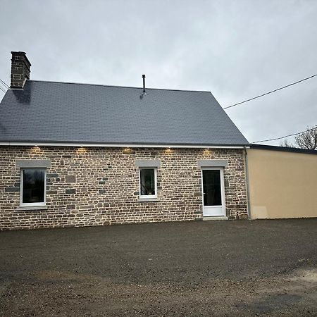 Gite De Monthardrou Le Bény-Bocage Екстериор снимка